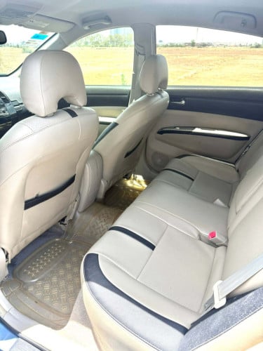 ទើបរៀបចំ TOYOTA Prius 06 full no map ម្ចាស់ដើមទីមួយ !