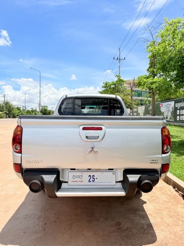 ចង់លក់ Triton ឆ្នាំ2011 ធានាឡាន