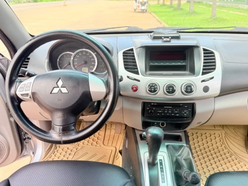 ចង់លក់ Triton ឆ្នាំ2011 ធានាឡាន