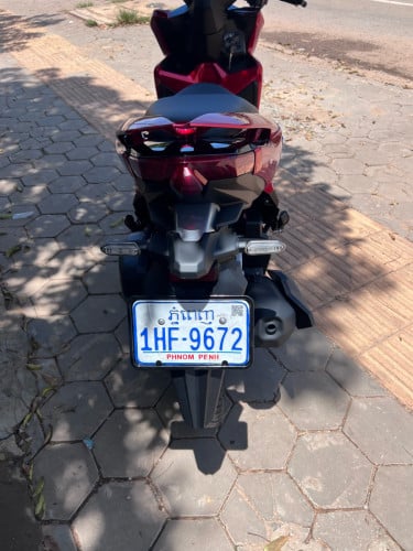 1680$CLICK2019 125cc have tax