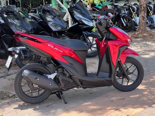 1680$CLICK2019 125cc have tax