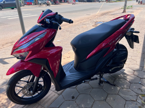1680$CLICK2019 125cc have tax