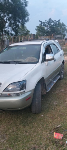2000ប៉ុង1គល់MC