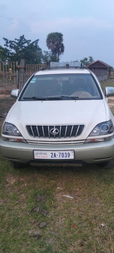 2000ប៉ុង1គល់MC