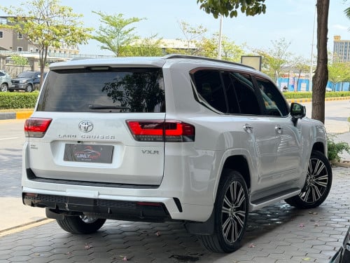 2022 VX.R TWIN TURBO Full Options