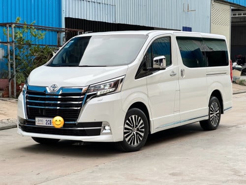 2023 GRANVIA Premium VIP Seats 14000 Km សុីន🔥