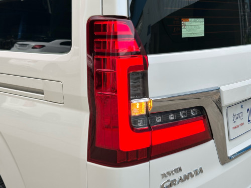 2023 GRANVIA Premium VIP Seats 14000 Km សុីន🔥