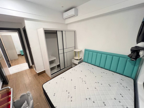 2bed u mall 950$