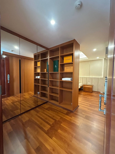 3 bed for rent $1,250 at toul kork