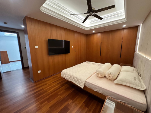3 bed for rent $1,250 at toul kork