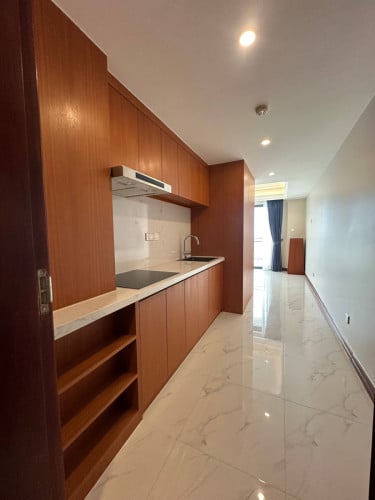 3 bed for rent $1,250 at toul kork