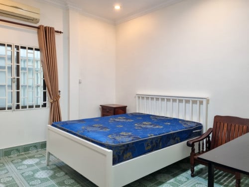 3Bedroom renovated apartment for rent near RUPP and Western University Toul Kork