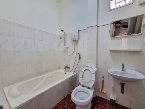 3Bedroom renovated apartment for rent near RUPP and Western University Toul Kork