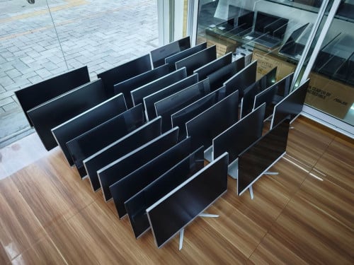 All In One PC  i7-10870H 8 Cores/16 Threads/RAM 16GB/SSD 56GB/24" /Win11 Pro