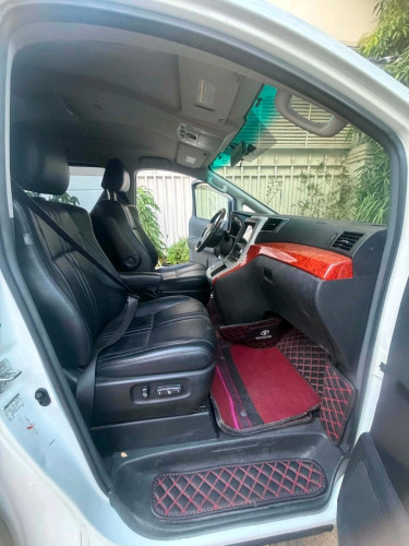 Alphard 010ឡេីងមុខ016 color white door auto 3 v4 pon1 កៅអីម៉ាស្សា VIP plate កម្ពុជា ឈេា្មះម្ចាស់ដេីម