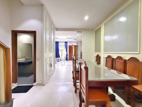 Beautiful House 4 Bedrooms for RENT near True VISIONS International School of Cambodia