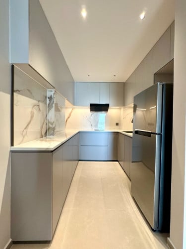 Beautiful new 1bedroom at condo La vista riverside