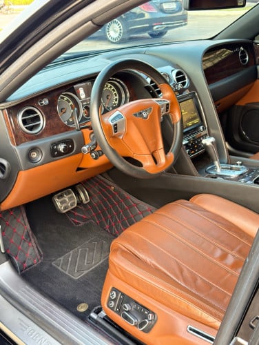 Bentley Flying Spur 2015