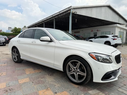 C300 ស្តុកថ្មី ឡានស្អាត