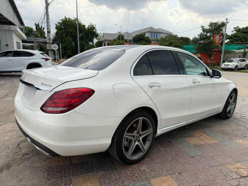 C300 ស្តុកថ្មី ឡានស្អាត