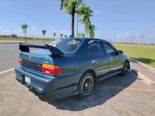 Corolla LE 1994