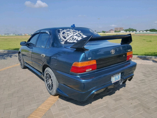Corolla LE 1994