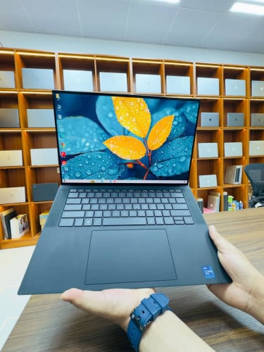 DELL Precision  5560 Workstation  i7 11th Generation  (16cpu)