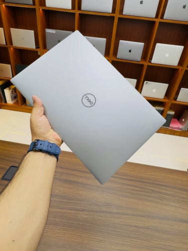 DELL Precision  5560 Workstation  i7 11th Generation  (16cpu)