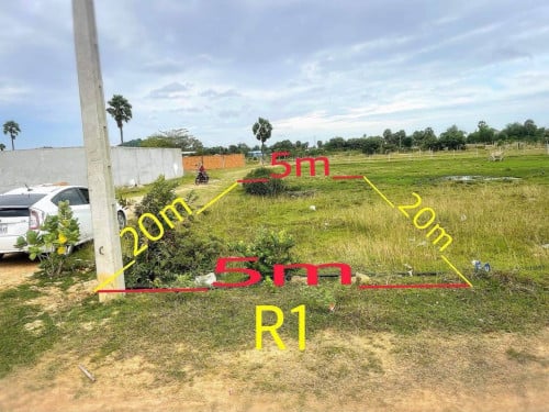 For sale ដីកែង​ លក់បន្ទាន់