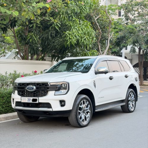 Ford Everest 023 titanium