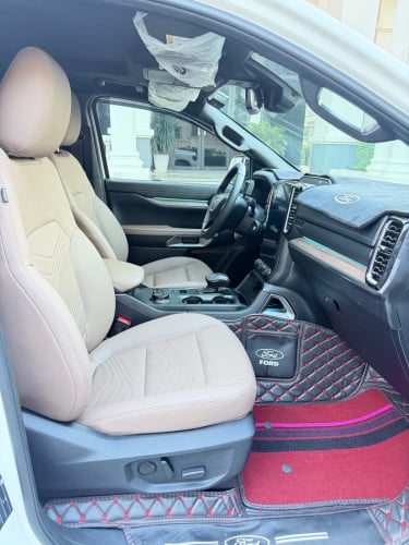 Ford Everest 023 titanium