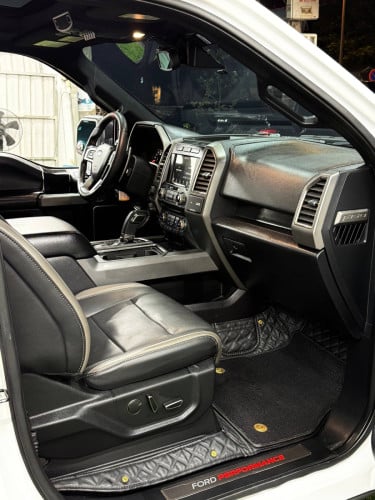 Ford F-150 Raptor 2019 LOBO ម្ចាស់ដេីម​ទិញខ្លាញ់គោ​