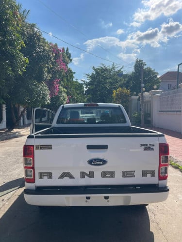 Ford Ranger XLS ឆ្នាំ2022