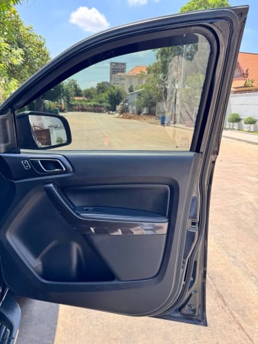 Ford Wildtrak 2019 3.2L សុីន1ជំុ 31800$