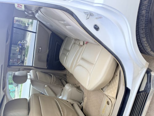 Highlander 01 Limited ប៉ុង 01 ឡានស្អាត