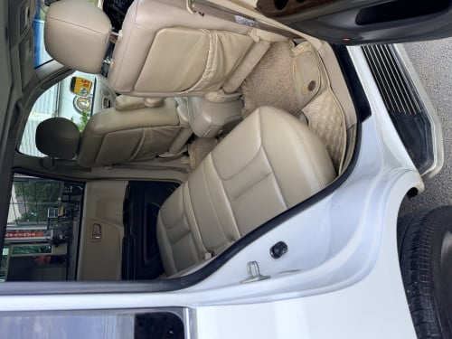 Highlander 01 Limited ប៉ុង 01 ឡានស្អាត