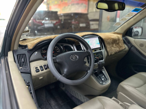 Highlander 01 V6 ប៉ុង ហ្គាសប៊ិច​ ម្ចាស់ដេីមផ្ទាល់