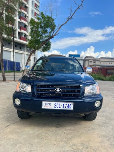 Highlander 2003 V6 ប៉ុង2  ពណ៏ទឹកបិច តំលៃ13800$ចរចាឯកសារស្របច្បាប់គ្រប់100%