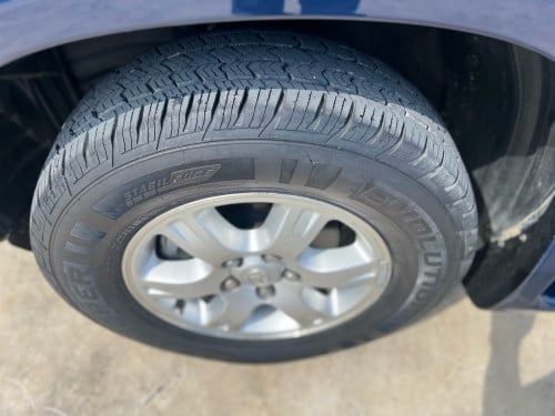Highlander 2003 V6 ប៉ុង2  ពណ៏ទឹកបិច តំលៃ13800$ចរចាឯកសារស្របច្បាប់គ្រប់100%