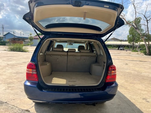 Highlander 2003 V6 ប៉ុង2  ពណ៏ទឹកបិច តំលៃ13800$ចរចាឯកសារស្របច្បាប់គ្រប់100%