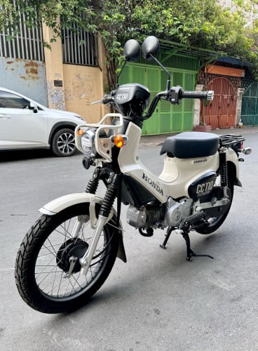 Honda CrossCub110 ជប៉ុនឆ្នាំ2021 ក្រដាស់ពន្ធ