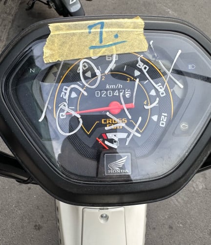 Honda CrossCub110 ជប៉ុនឆ្នាំ2021 ក្រដាស់ពន្ធ