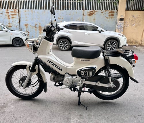Honda CrossCub110 ជប៉ុនឆ្នាំ2021 ក្រដាស់ពន្ធ