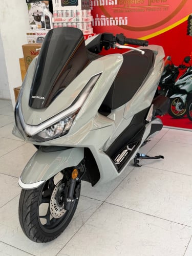 Honda PCX 125cc 2026 ជប៉ុន100%