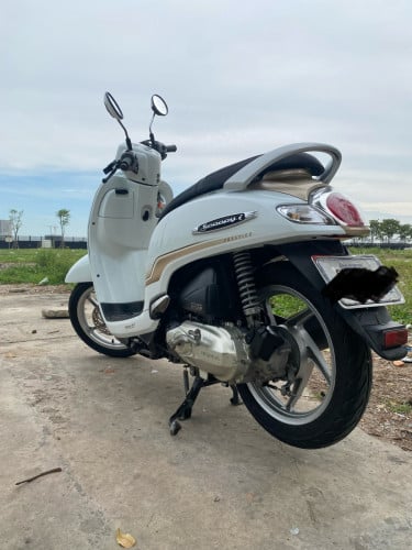 Honda Scoopy i 2017ឡើងសេរី2020 តម្លៃ1280$ ចរចាបាន