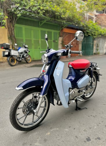 Honda SuperCub125(abs)ជប៉ុនឆ្នាំ2024ក្រដាស់ពន្ធ