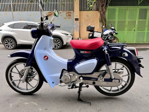 Honda SuperCub125(abs)ជប៉ុនឆ្នាំ2024ក្រដាស់ពន្ធ