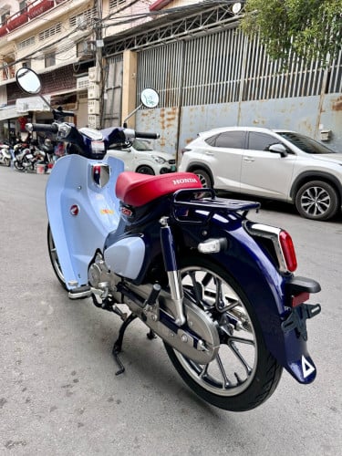 Honda SuperCub125(abs)ជប៉ុនឆ្នាំ2024ក្រដាស់ពន្ធ