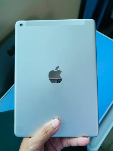 iPad 5 generation Sim&Wifi 32Gb
