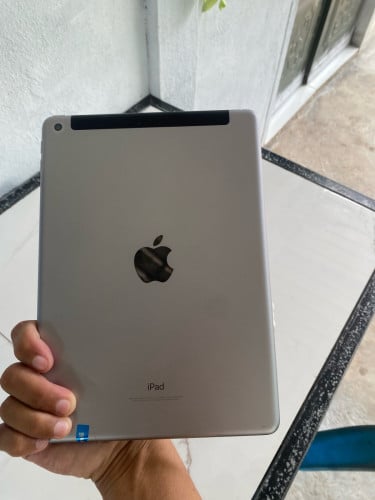 ipad 5th generation 68$